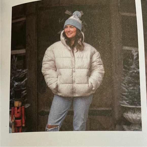 Noize Avalon Puffer Jacket, 2023 Winter Jilly Box, Size XS in Pink - Picture 4 of 4